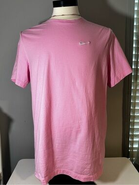 Nike Men's Bubblegum Pink Short-Sleeve Crew Tee